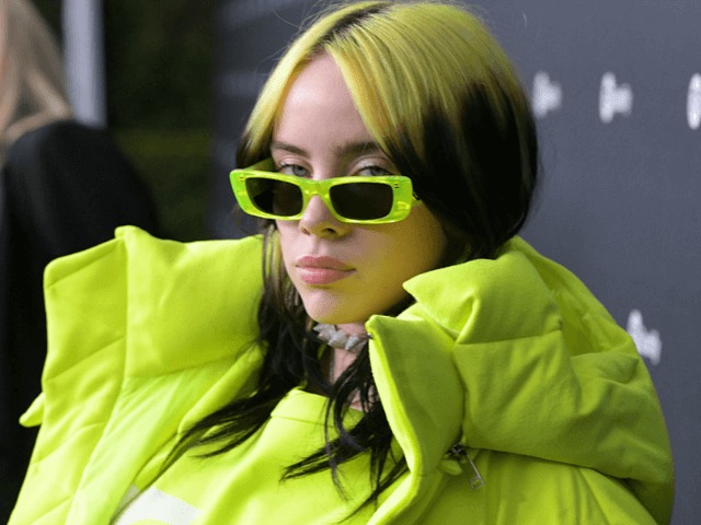 "Вы судите о людях на основе их размера": Билли Айлиш выпустила видео о бодишейминге