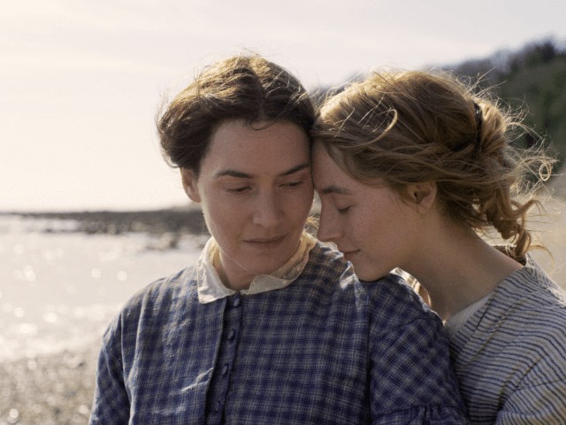 Сирша Ронан и Кейт Уинслет в трейлере ЛГБТ-драмы "Аммонит"