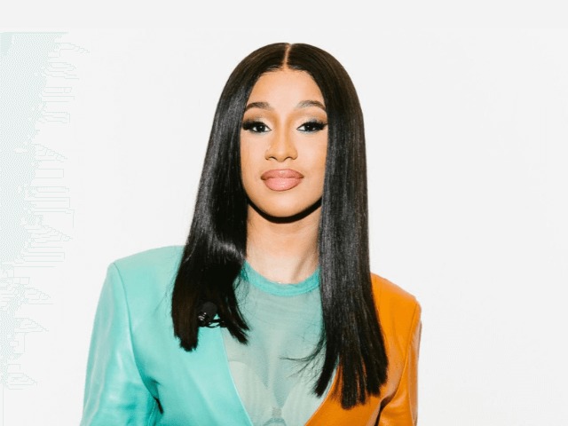 Cardi B поделилась рецептом маски для волос. Основной ингредиент — майонез