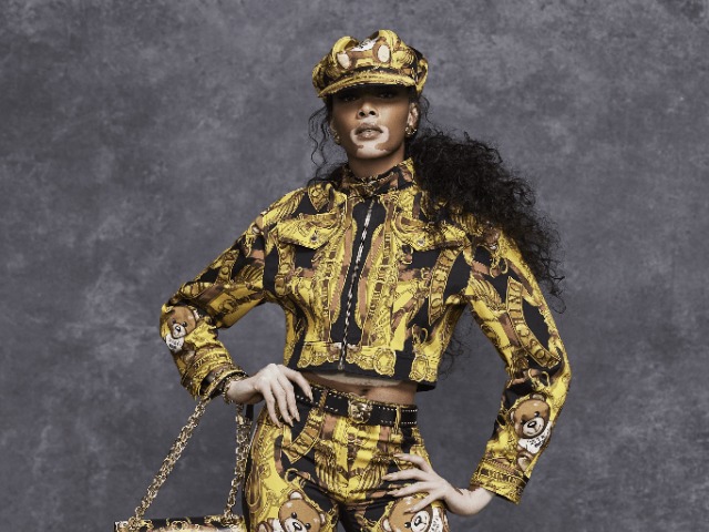 Джереми Скотт создал лукбук-коллаж с Винни Харлоу для Moschino 