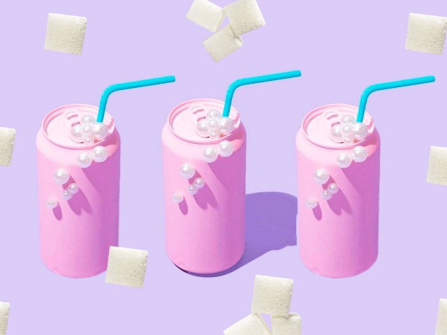 В Сингапуре запретили рекламу напитков, содержащих сахар