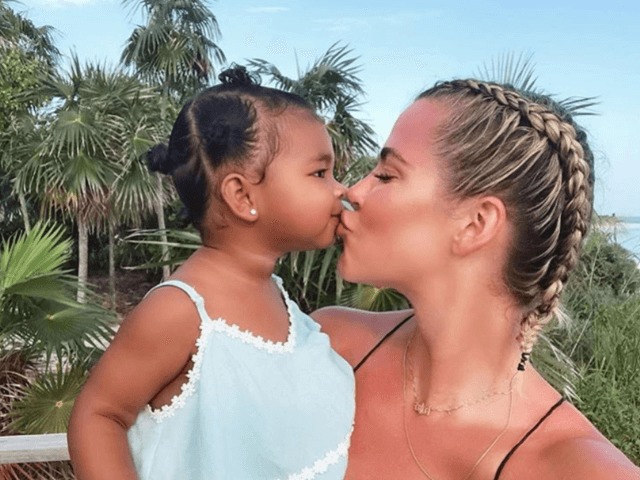 Дочки-матери: Хлои Кардашьян запустит собственное реалити-шоу