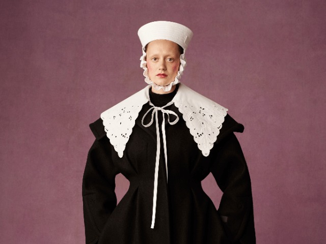 Бретонские чепцы и кружевные воротники: Patou представили круизную коллекцию