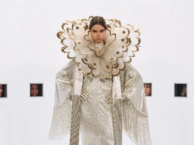 «Ти завжди мрієш, мрієш, мрієш»: кутюрна колекція Valentino spring-summer – 2026