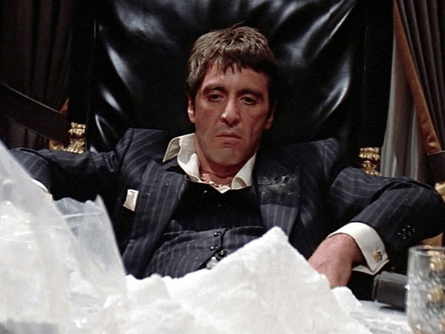 Лука Гуаданьино снимет ремейк фильма "Лицо со шрамом"