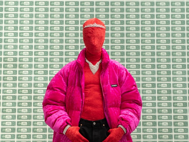 Земля плоская. Разве вы не знали? Vetements представили новую коллекцию