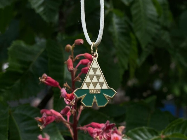 Бренд BEVZA випустив колекцію прикрас до Дня Києва