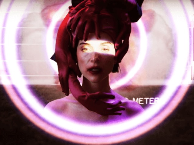 Атомные взрывы и гипнотические волны в клипе St. Vincent на песню Masseduction