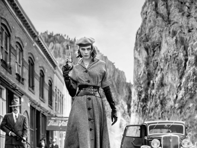 Кара Делевинь снялась в образе гангстерши Бонни Паркер 