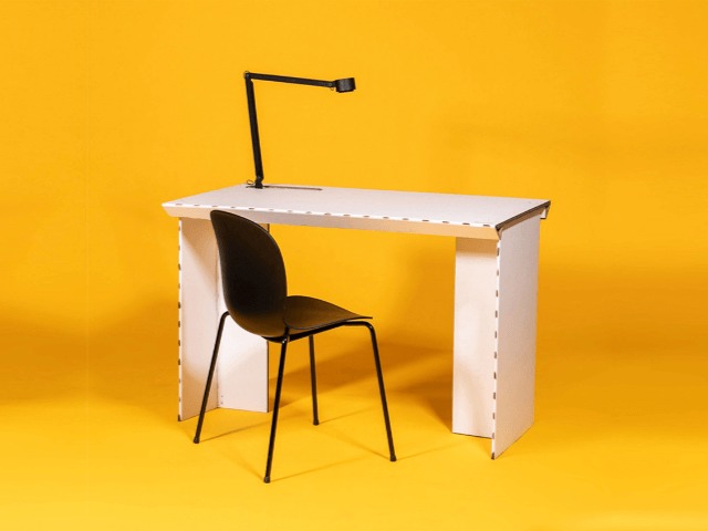 Вещь дня: Картонный экостол StayTheF***HomeDesk для удаленной работы на время карантина