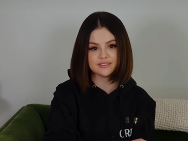 Селена Гомес сменила привычную стрижку на боб. Новый этап в жизни?