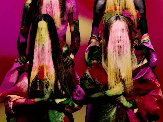 Эйфория: Dries Van Noten вдохновились музыкальными фестивалями и создали коллекцию одежды для вечеринок