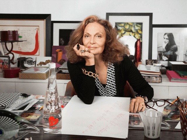 Дизайнеру Диане фон Фюрстенберг вручили орден Почетного легиона 