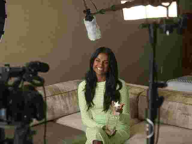 Про роль у «Диявол носить Prada» та роботу з Меріл Стріп і Енн Гетевей: ексклюзивне інтерв'ю Сімон Ешлі 