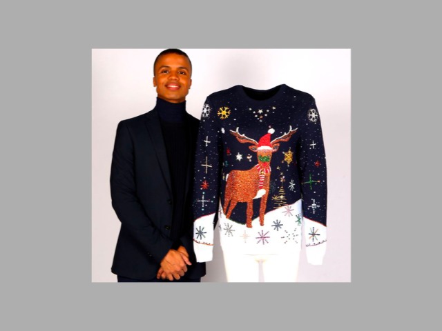 3 000 часов ручной работы и стразы Swarovski: На аукцион выставили самый дорогой рождественский свитер в истории
