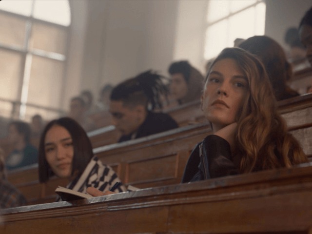 Diesel сняли рекламу в одном из киевских институтов. В главной роли — девушка-трансгендер