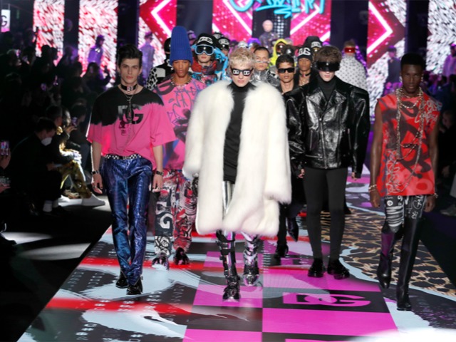 Гранж, блеск и Machine Gun Kelly в новом шоу Dolce & Gabbana 