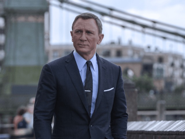 Это надо видеть: Дэниел Крейг прощается со съемочной группой после 15 лет в роли Джеймса Бонда