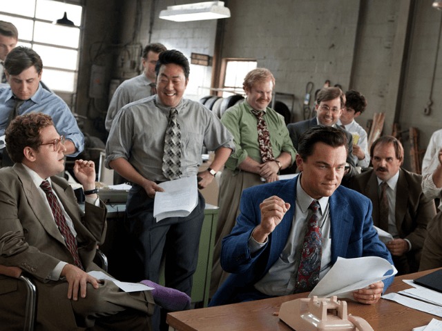 Сотрудникам с Уолл-стрит разрешили работать дома из-за коронавируса