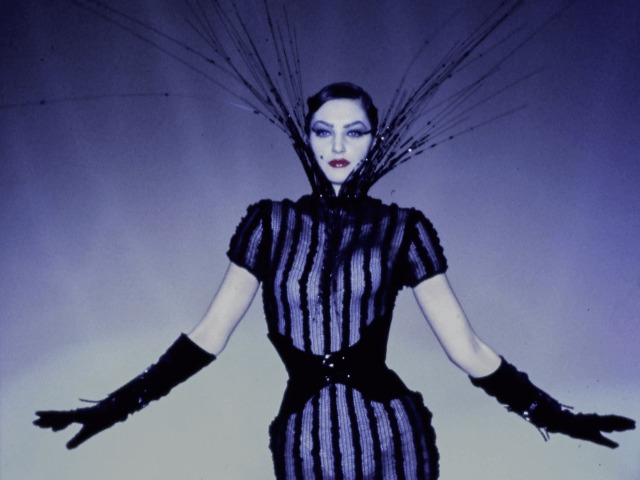 В Париже откроется выставка архивных моделей и фотографий Thierry Mugler
