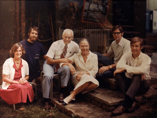 Опубликован список самых богатых семей мира 