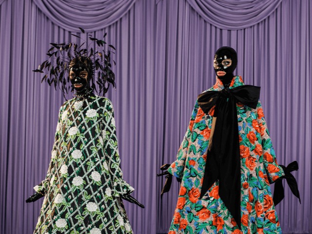 Richard Quinn показал первую коллекцию за 2 сезона. Она получилась эффектной!