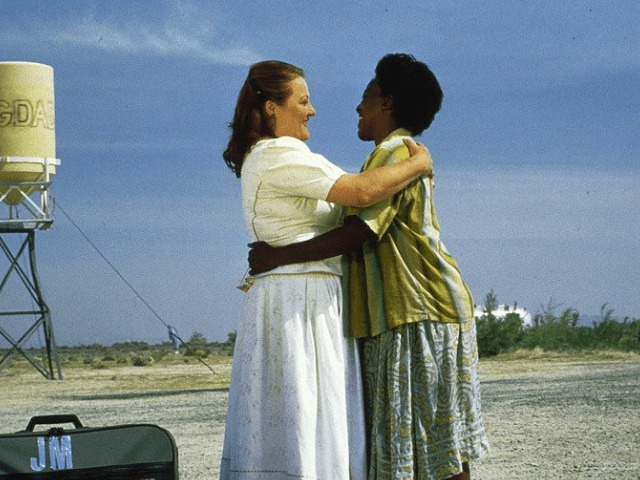 Что посмотреть: Фильм "Кафе "Багдад", песня из которого звучала на показе Valentino