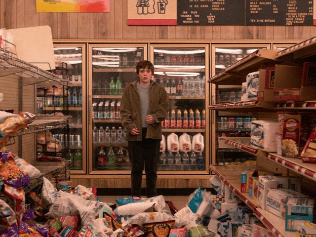 Звезда фильма "Оно" в трейлере сериала о подростках I Am Not Okay With This от Netflix