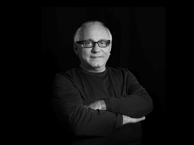 Скончался дизайнер Макс Азрия