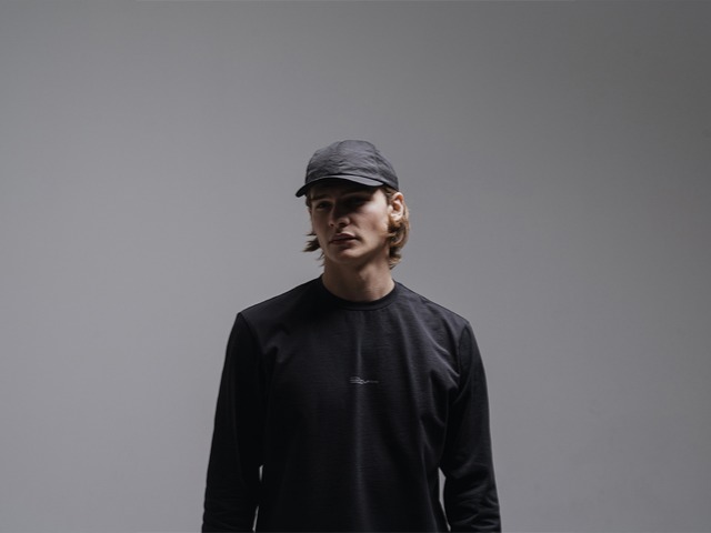 Waveform: Riot Division и музыкант Koloah представили совместную коллекцию