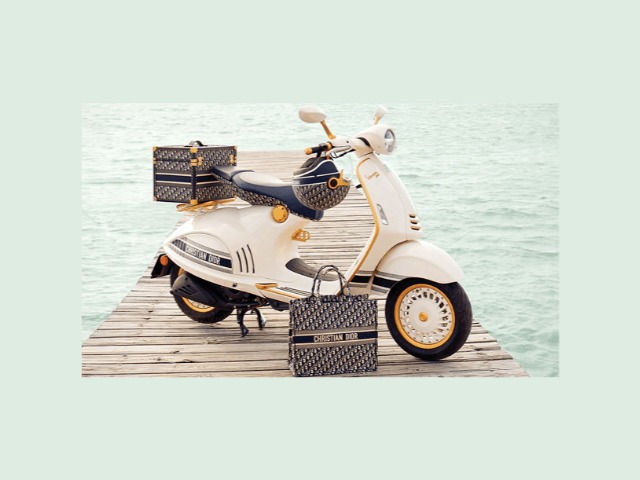 Вещь дня: Скутер Vespa 946 Christian Dior дизайна Марии Грации Кьюри