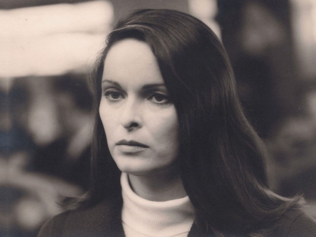 От коронавируса умерла итальянская актриса Лючия Бозе