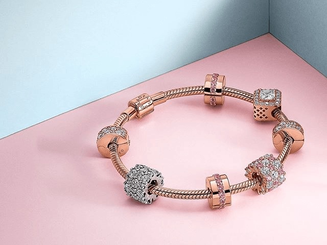 Pandora полностью перейдет на переработанное золото и серебро до 2025 года