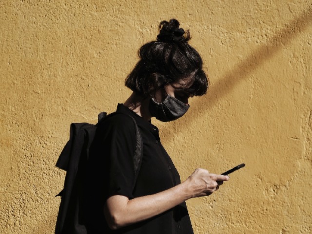 Киев входит в "красную зону" уже с 30 октября: Какие еще области подпадут под ограничения 