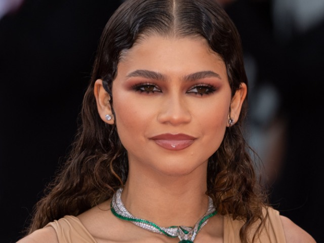 Мэри Джейн в реальной жизни: Зендая сменила стрижку и цвет волос