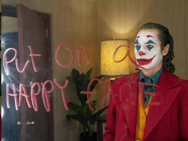 Исландская виолончелистка записала саундтрек к фильму "Джокер"