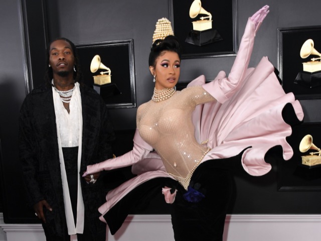 Cardi B подарила рэперу Offset чек на $ 2 миллиона на его 30-й день рождения