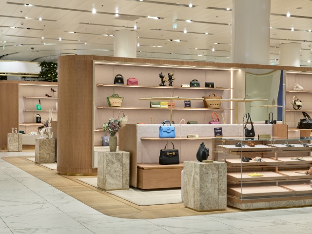 В киевском ЦУМе открылась новая аксессуарная зона