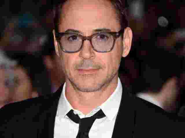 Роберт Дауні-молодший повертається до ролі Шерлока Холмса: зйомки третьої частини відновлено