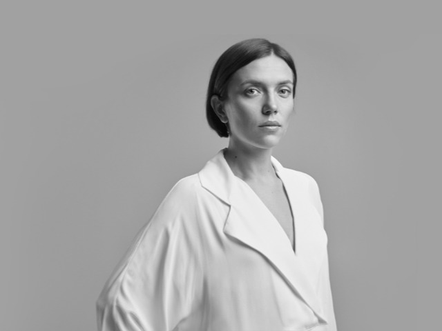 Біла сорочка: Надя Парфан