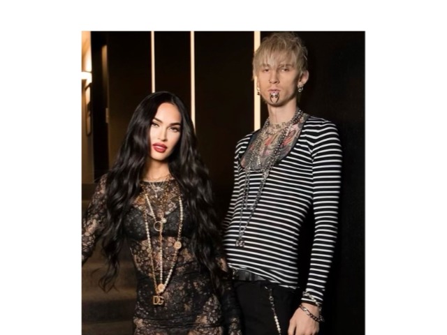 Machine Gun Kelly рассказал об особенности кольца Меган Фокс: "Если она попытается снять его, будет больно"