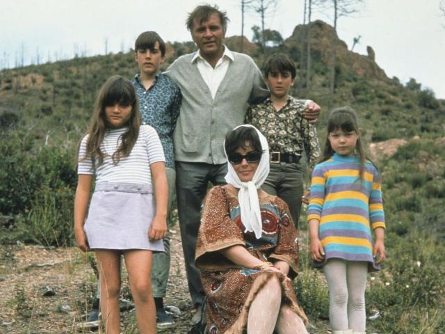 Сценарист «Американської історії кохання» планує екранізувати роман Елізабет Тейлор і Річарда Бертона