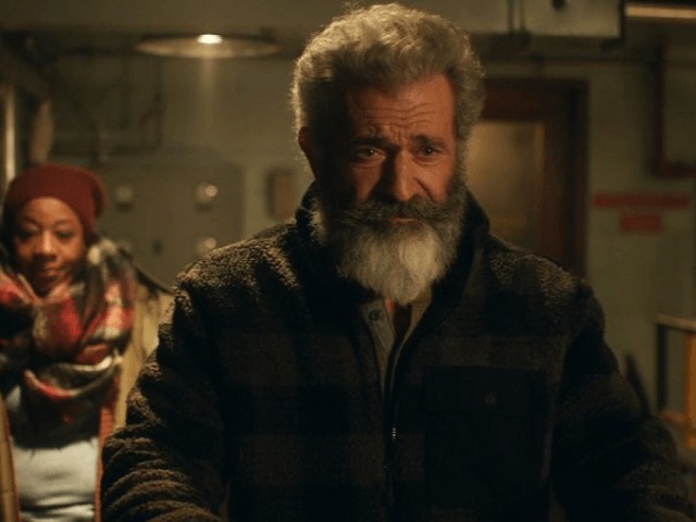 Мэл Гибсон в роли Санты, армия США — эльфы: Вышел трейлер рождественского боевика Fatman