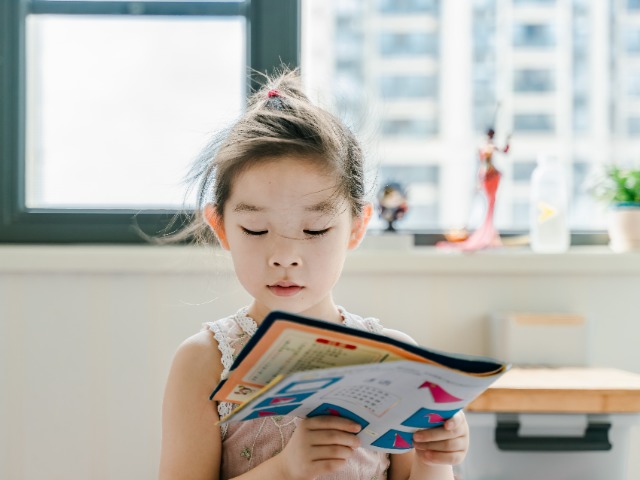 Дети назвали "беспокойство" словом 2021 года