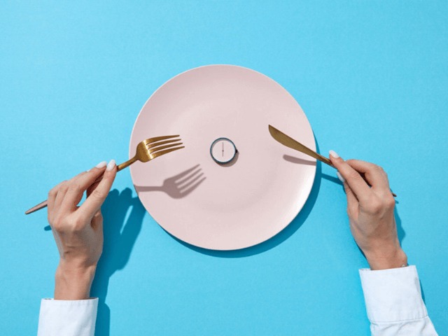 Исследование: Периодическое голодание продлевает жизнь