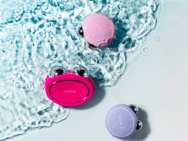 Вечная молодость: FOREO выпустили умные девайсы для микротоковой терапии Bear и Bear mini