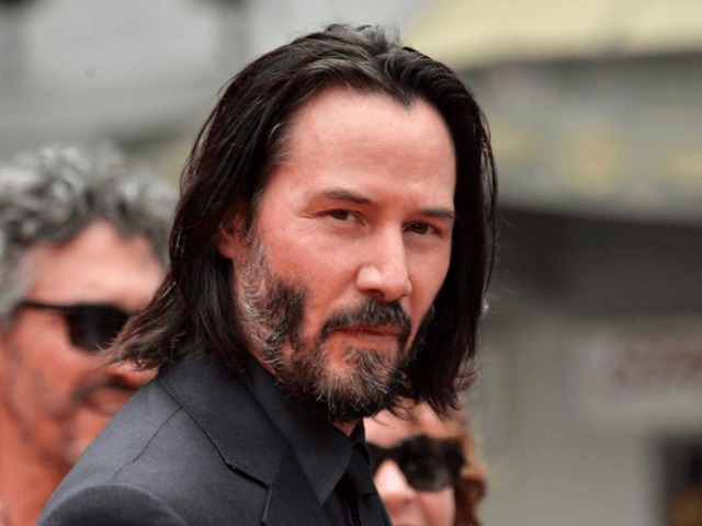 Киану Ривз выставил на аукцион 15-минутную Zoom-встречу 