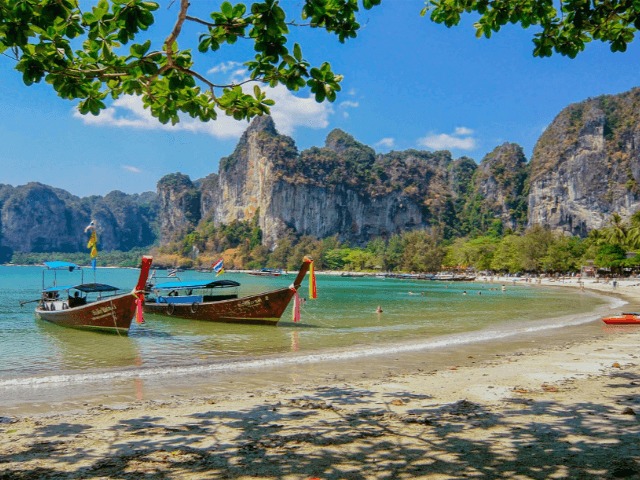 Киев, Берлин и Дубай: Назван топ-30 лучших городов мира для удаленной работы