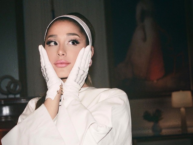 Ариана Гранде сыграет ведьму в экранизации мюзикла "Злая" — приквела к "Волшебнику в стране Оз"