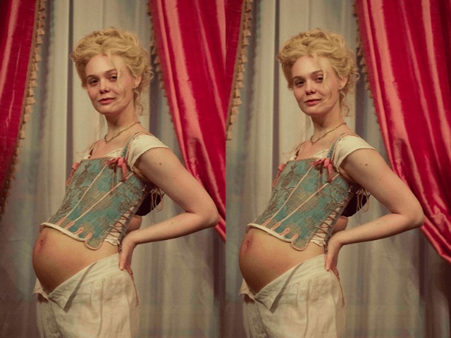 Эль Фаннинг беременна: Hulu показали первые кадры 2-го сезона сериала "Великая"